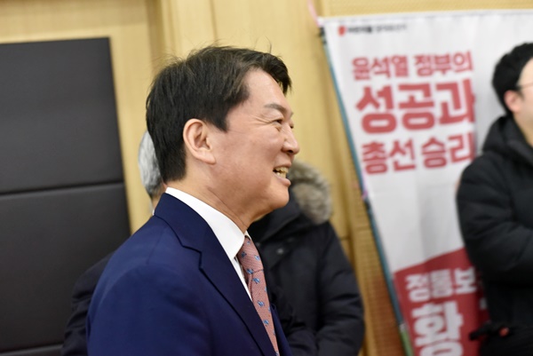 국민의힘 전당대회에 출마한 안철수 당대표 후보는 건강한 보수의 기치를 강조하고 있다.ⓒ시사오늘